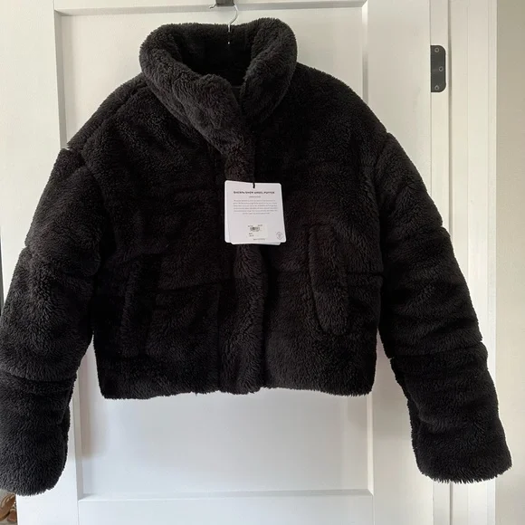 ALO Yoga Black Sherpa Puffer Jacket - Picture 5 of 8